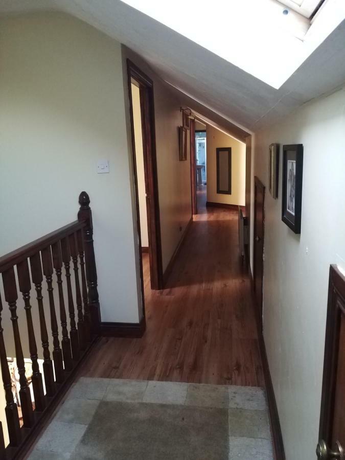Antrim Heights Bnb Exterior photo